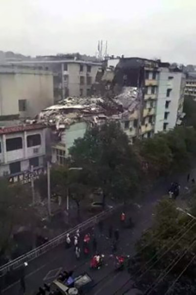 2-26 Old Building Collapse in Pingxiang, Jiangxi